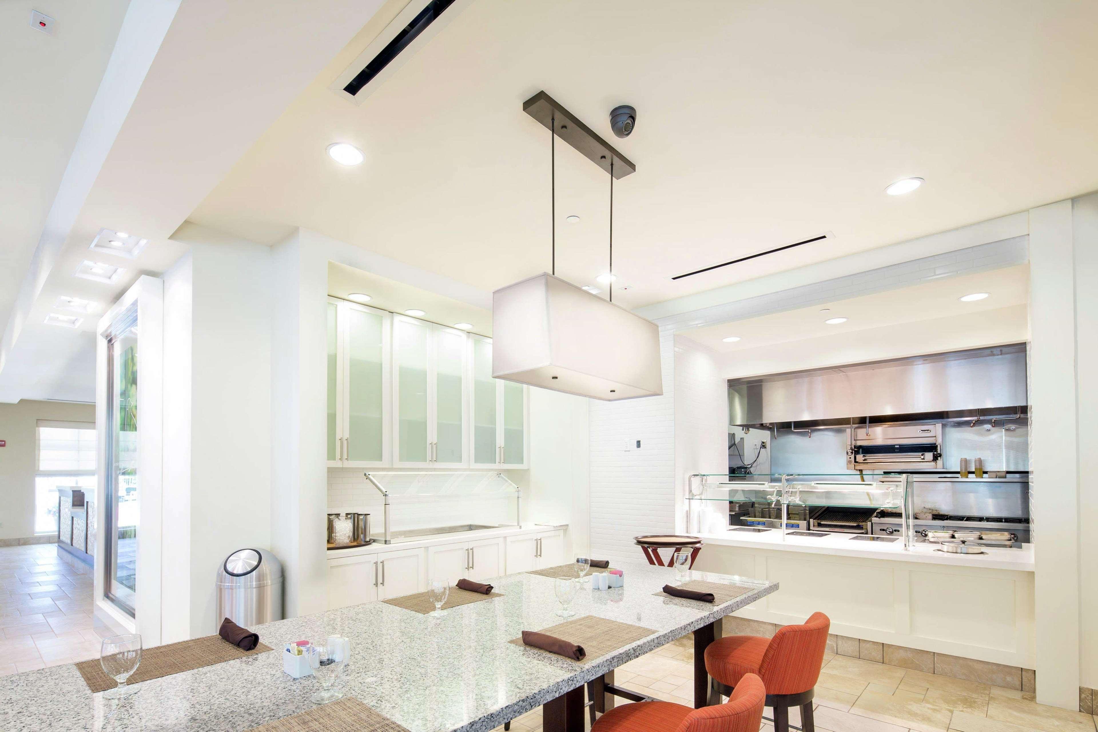 Hilton Garden Inn פסקגולה מראה חיצוני תמונה